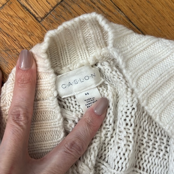 unique loose yarn cable knit sweater - Picture 2 of 4